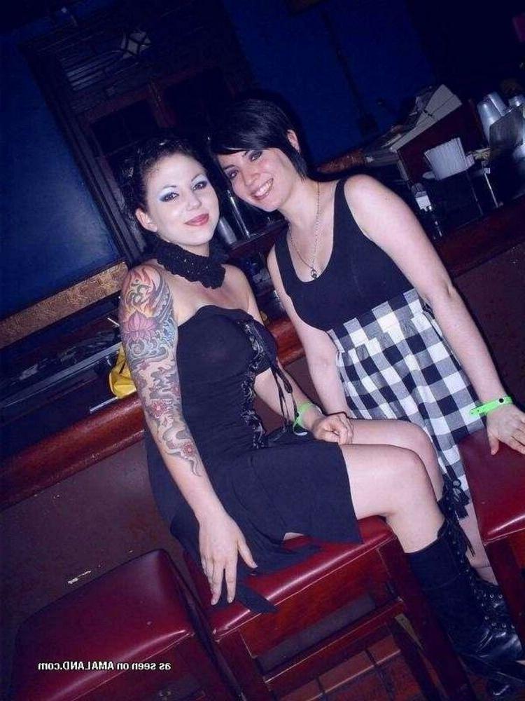 15P Emo and goth gfs posing and selfshot pics 1