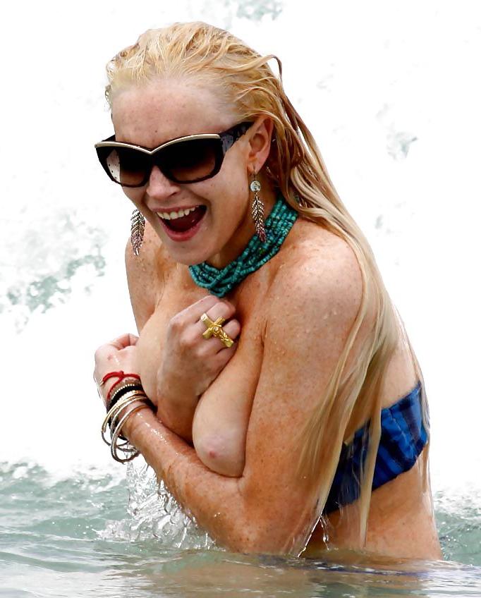 25P Naked celebrities