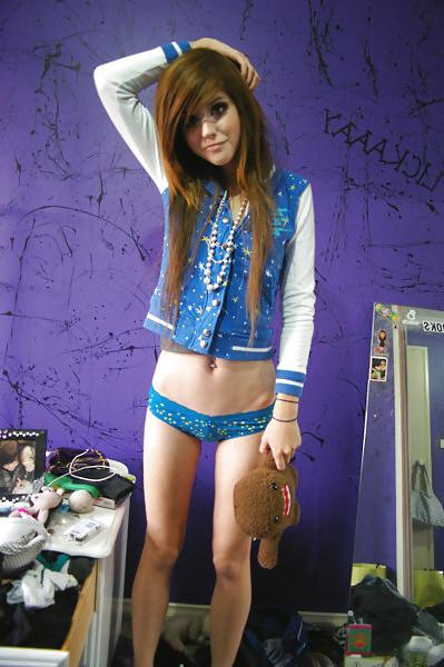 16P Emo girl 12