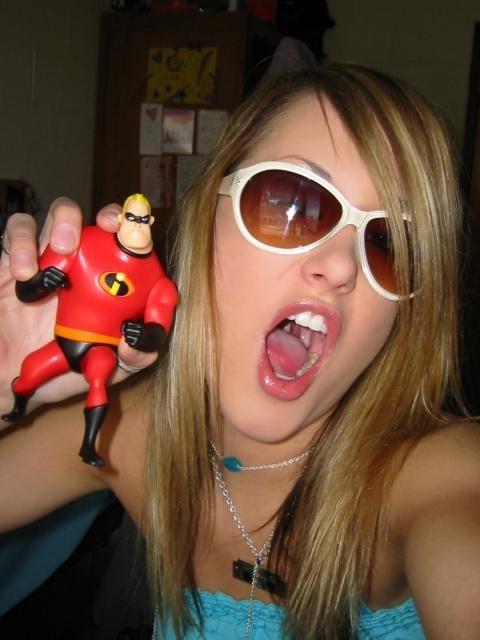 10P Salacious chick skillfully seduces guys in homemade pics