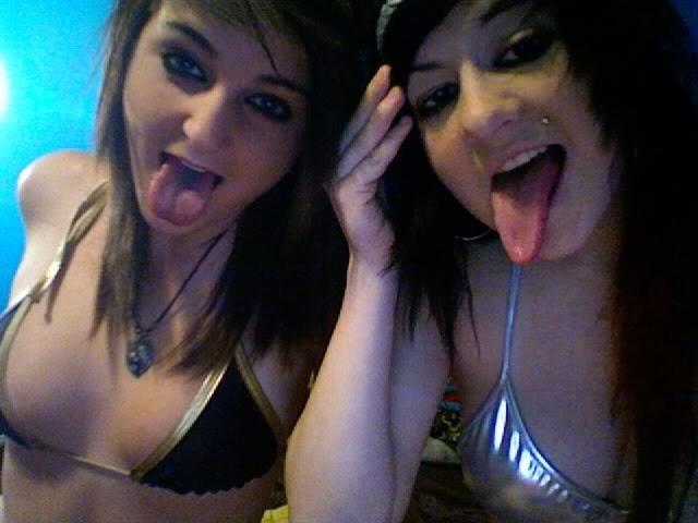 15P Hot pictures of sexy emo girls
