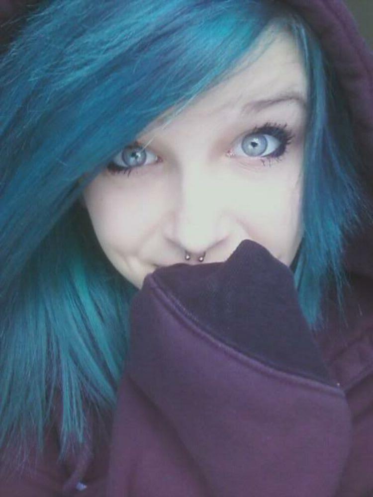 15P Emo gfs posing and selfshot gallery 4