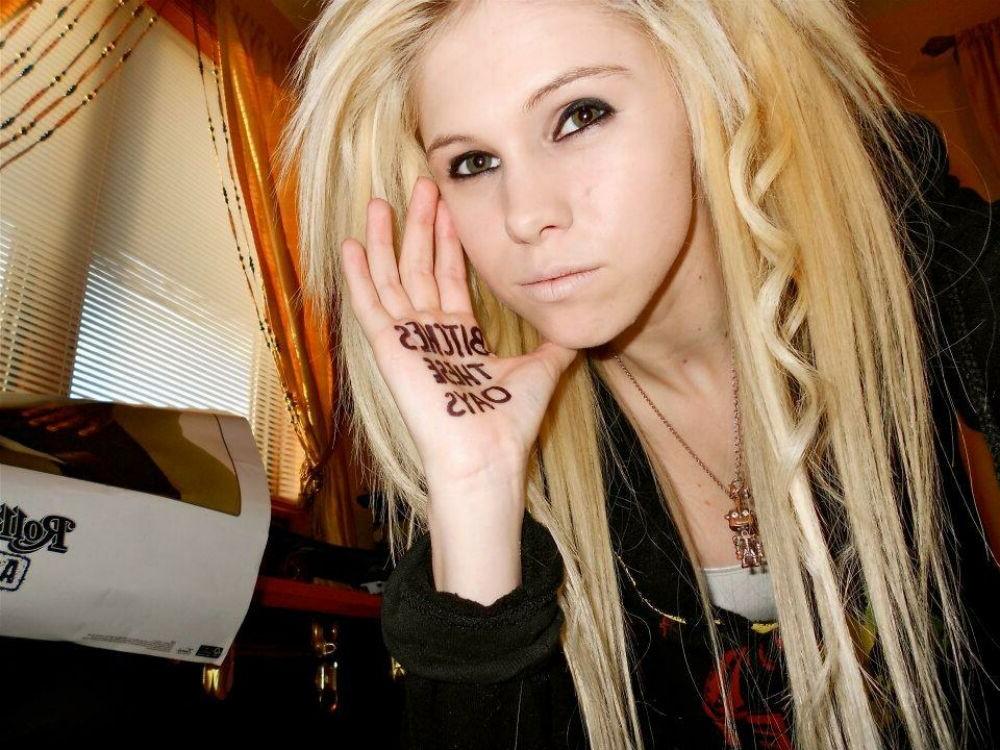 15P Emo gfs posing and selfshot gallery 3