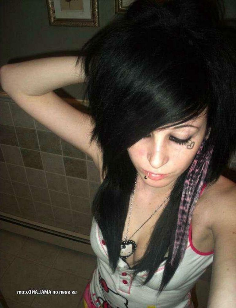 15P Emo and goth gfs posing and selfshot pics 19