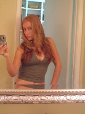 10P Sexy underwear tried on by charming gadget