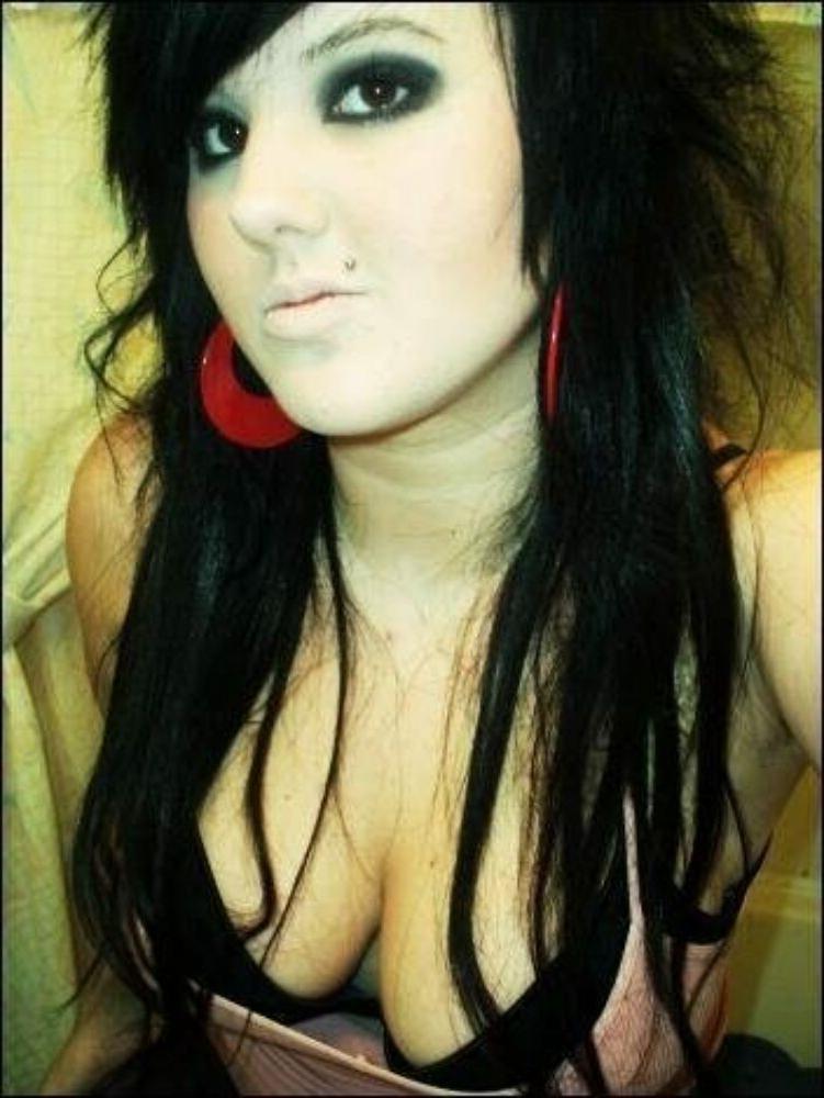 15P Emo and goth gfs posing and selfshot pics 16