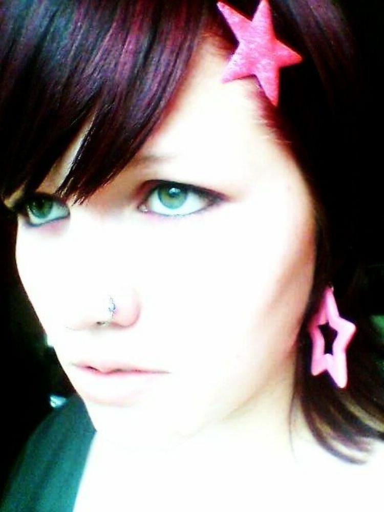 15P Emo and goth gfs posing and selfshot pics 16