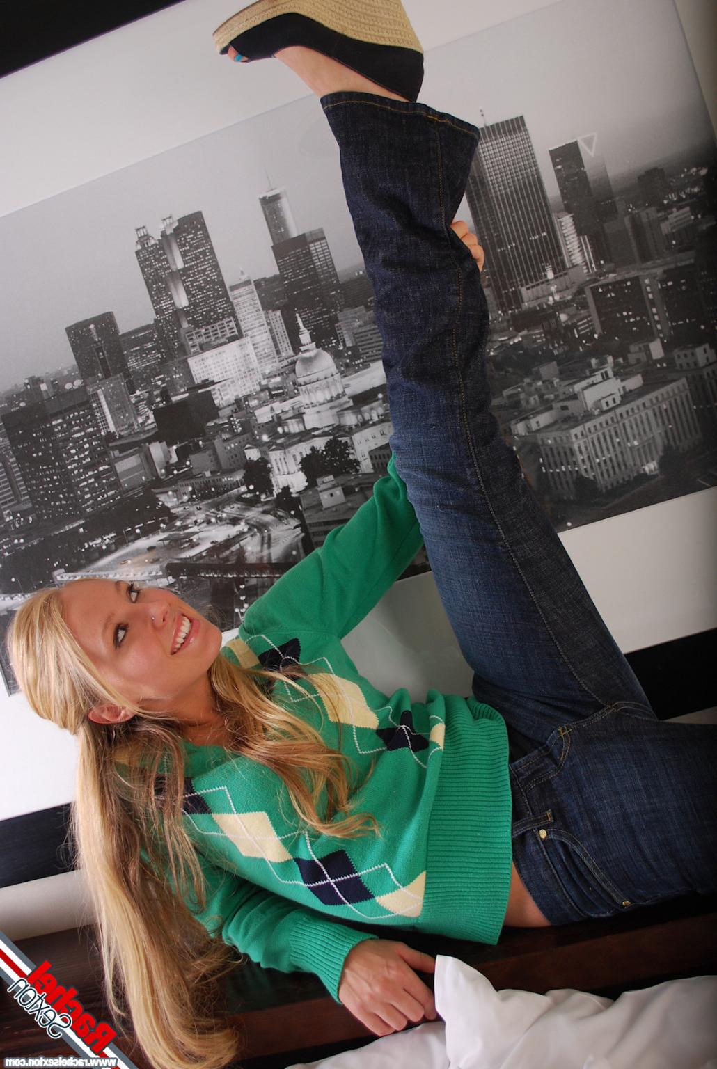 15P Rachel Sexton in her everyday street clothes