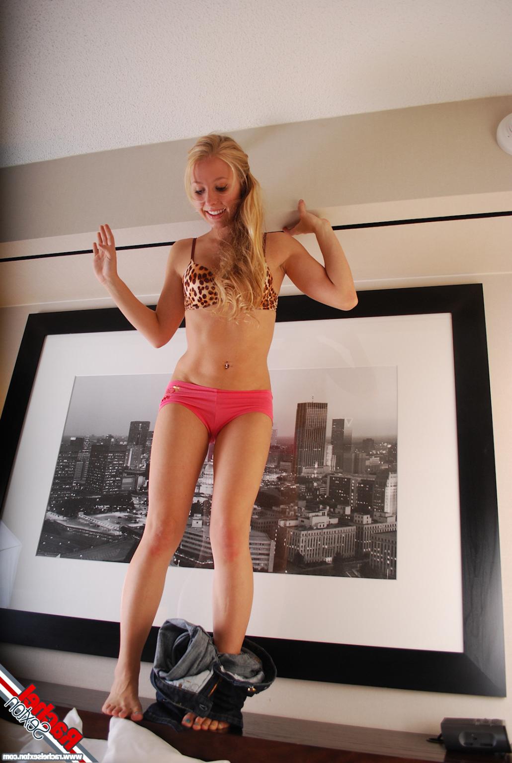 15P Rachel Sexton in her everyday street clothes