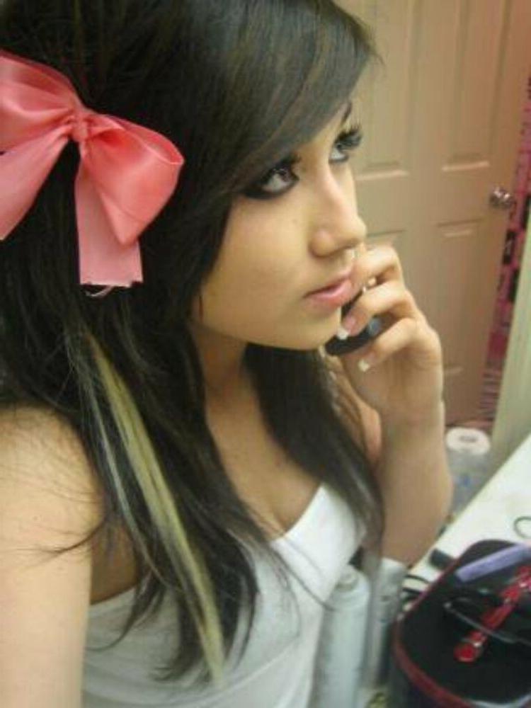 15P Emo gfs posing and selfshot gallery 16