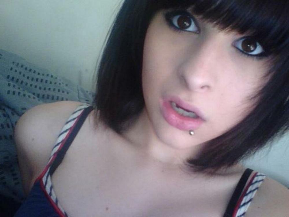 15P Emo gfs posing and selfshot gallery 21