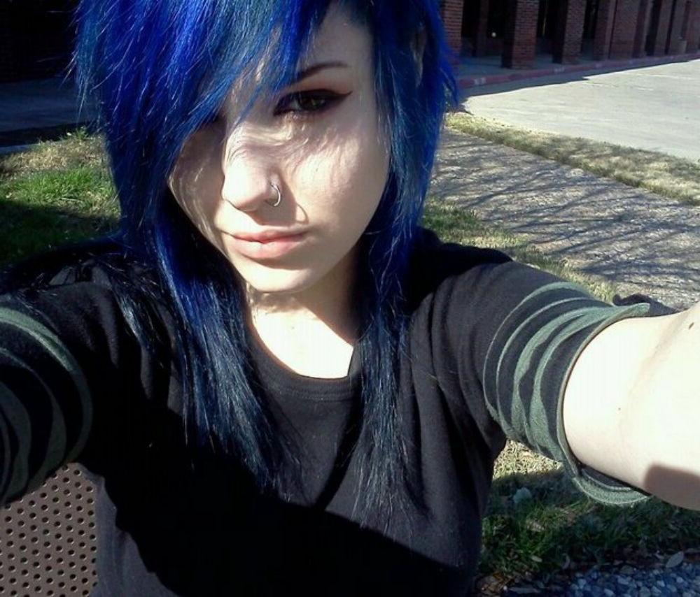 15P Emo gfs posing and selfshot gallery 15