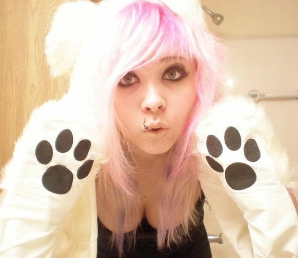 15P Emo gfs posing and selfshot gallery 15