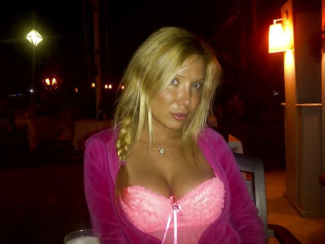 25P Turkish Celebrity girls Esra and Ceyda