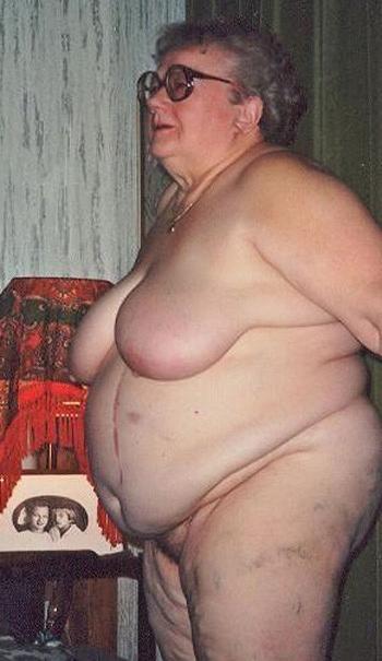 16P homemade milfs
