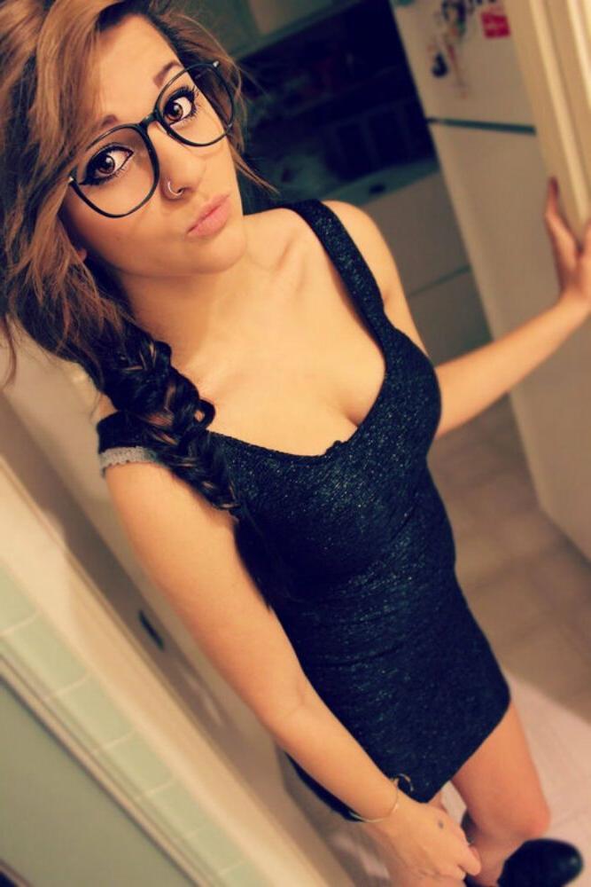 15P Emo gfs posing and selfshot gallery 9