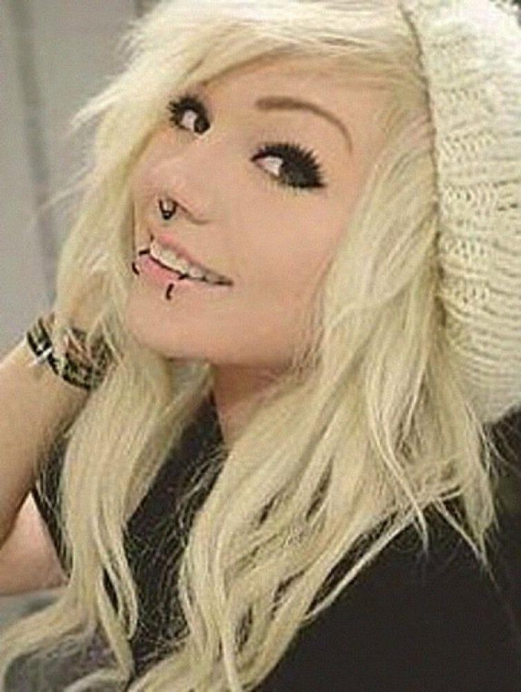 15P Emo gfs posing and selfshot gallery 11
