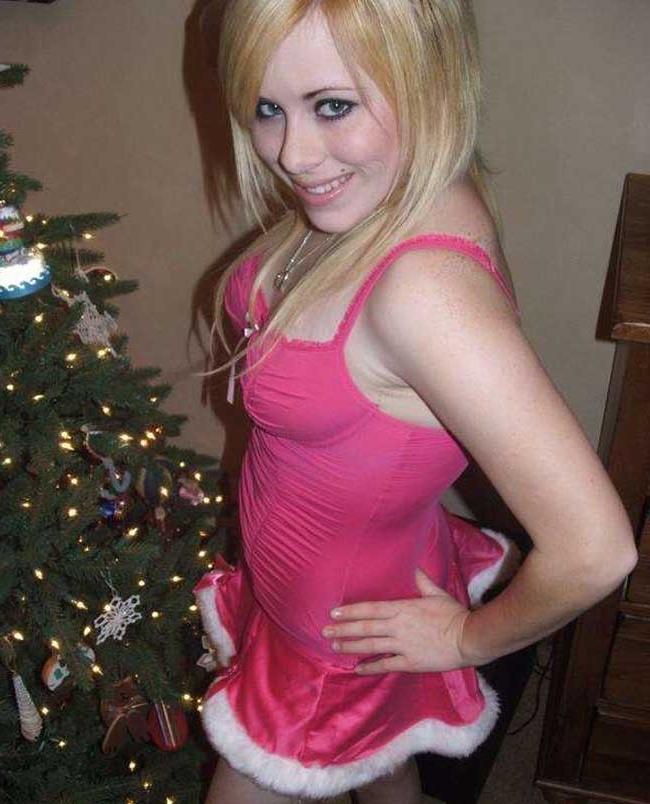 16P Naked Asian amateurs posing