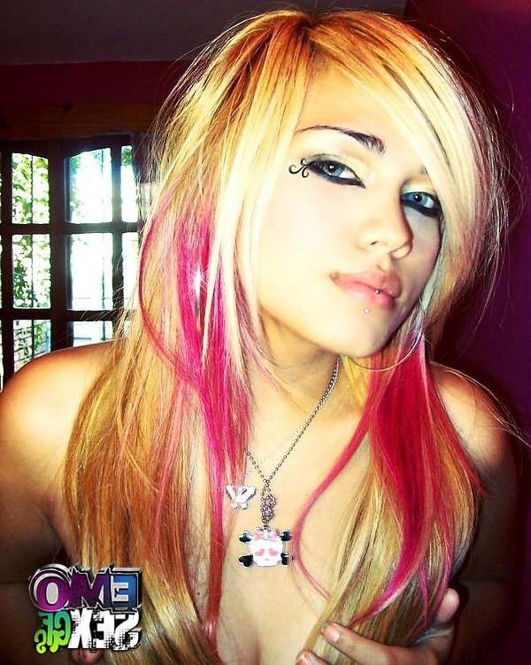 12P Cool gf porn with emo babes