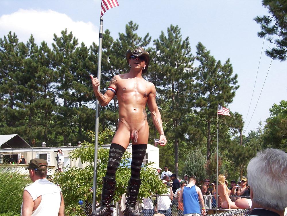 9P More stripper pics