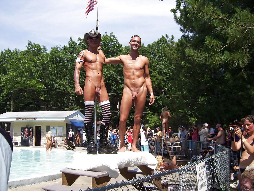 9P More stripper pics