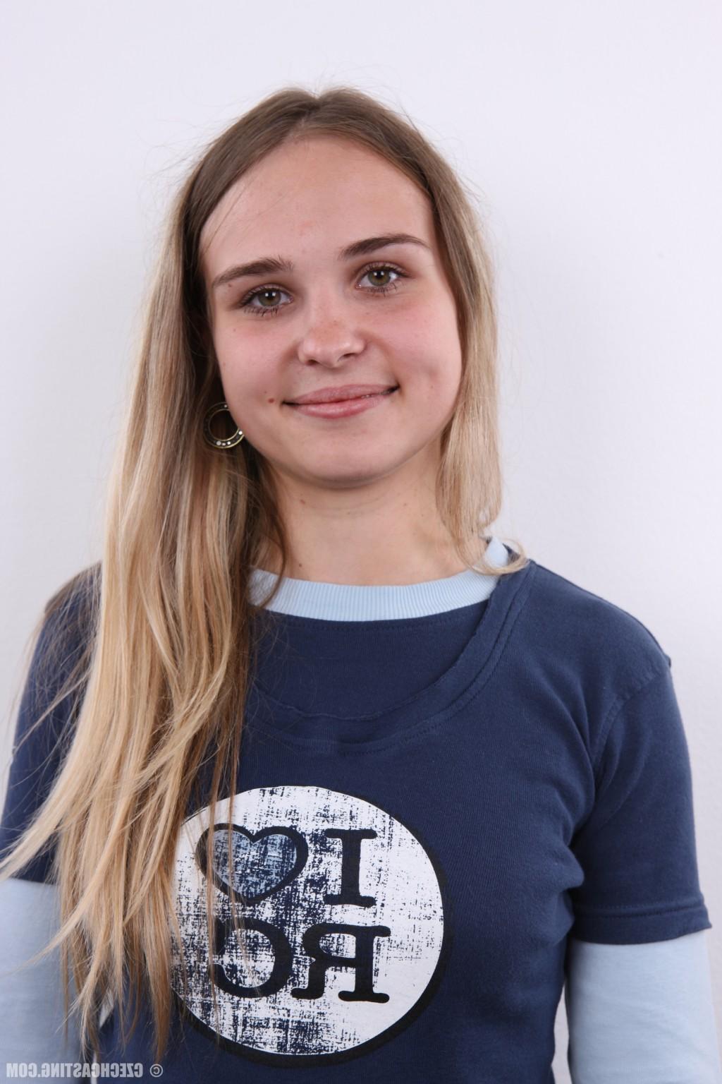 16P Czech Casting Veronika 0704