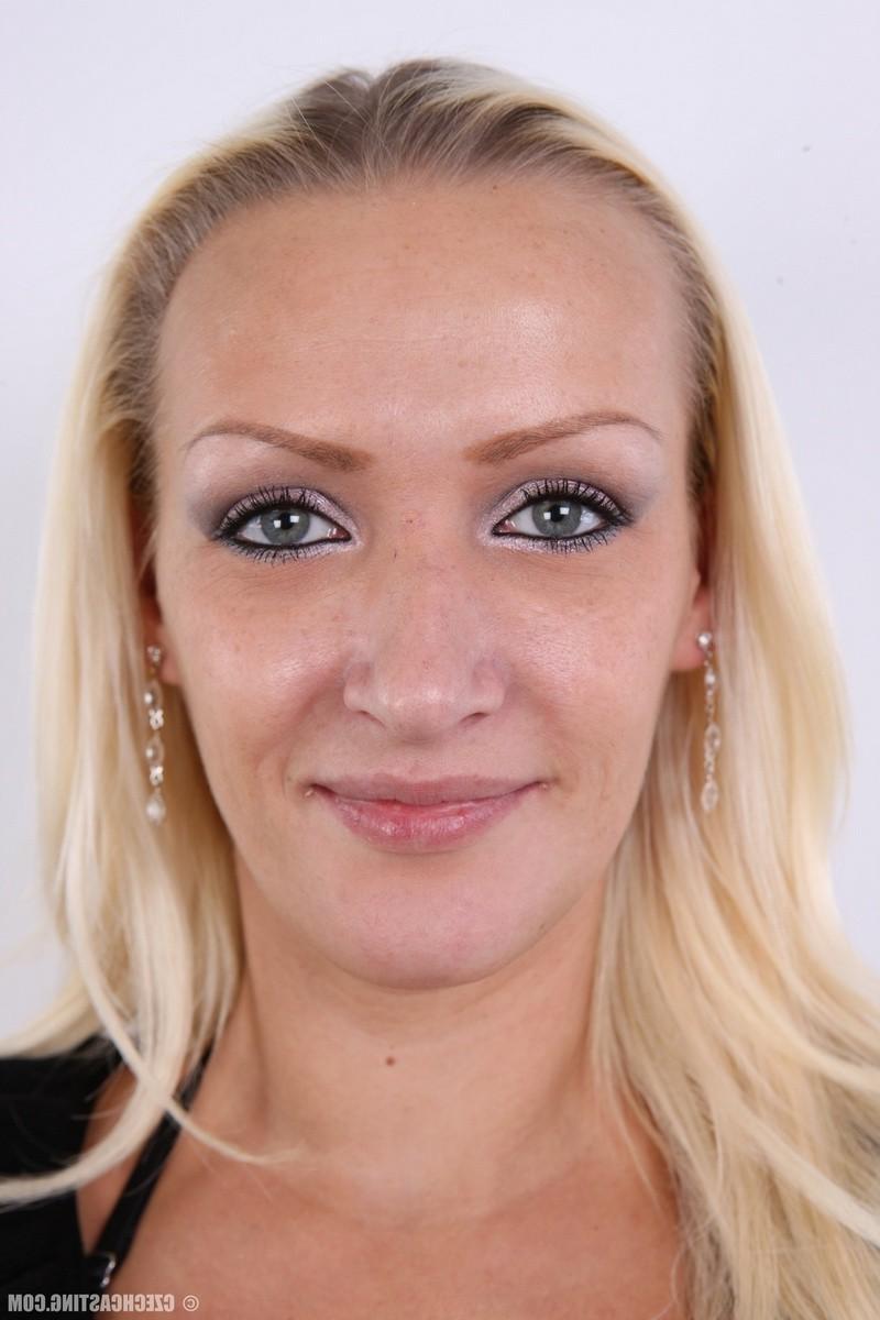 16P Czech Casting Olga 2347