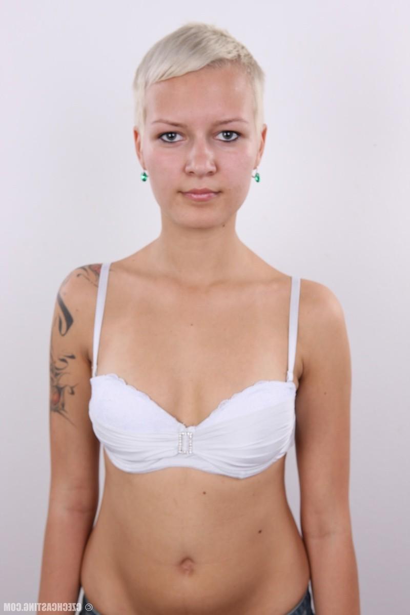16P Czech Casting Lucie 2743