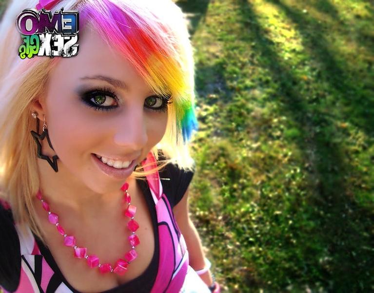 12P Kinky sex games of emo gf