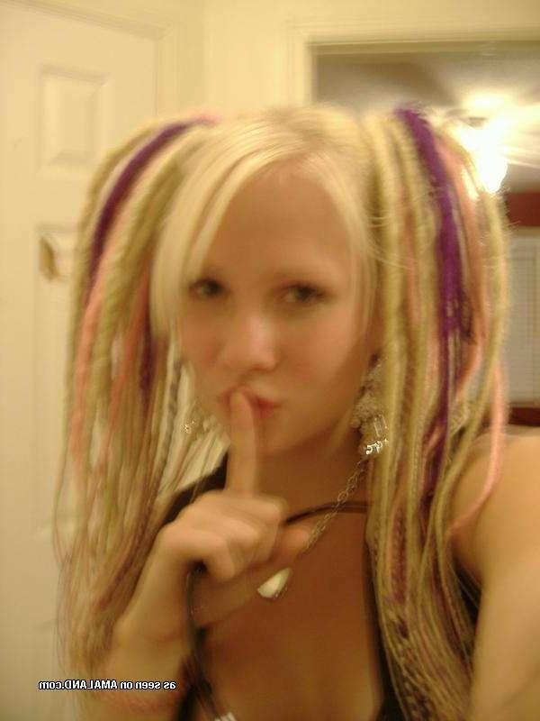 12P Hot cute emo amateur blonde honey camwhoring