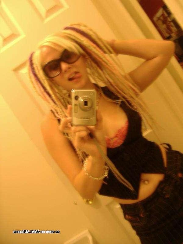 12P Hot cute emo amateur blonde honey camwhoring