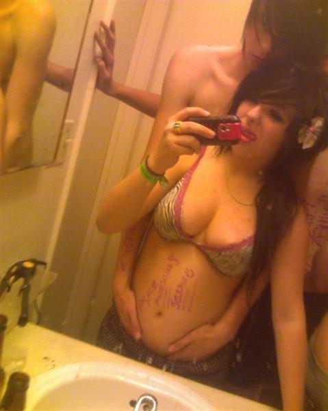16P Emo teen posing naughty