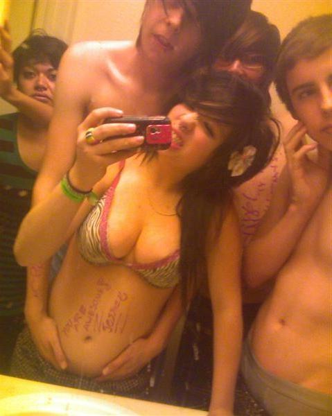 16P Emo teen posing naughty