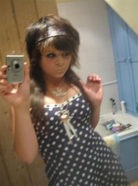 16P Self-shots of cute emo teens