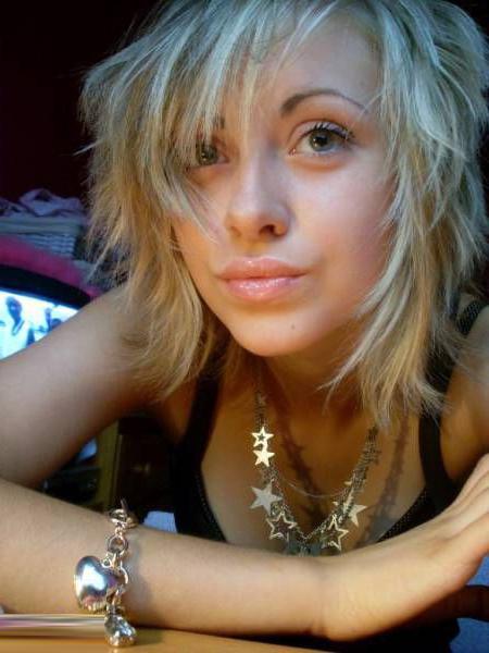 15P Hot blonde emo girls