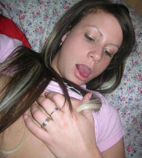 15P Sexy emo slut pictures