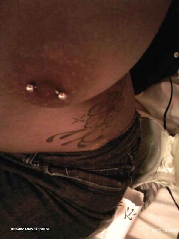 12P Amateur ebony GF with pierced nips taking topless pics