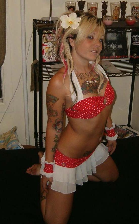 15P Hardcore amateur tattooed emo honey