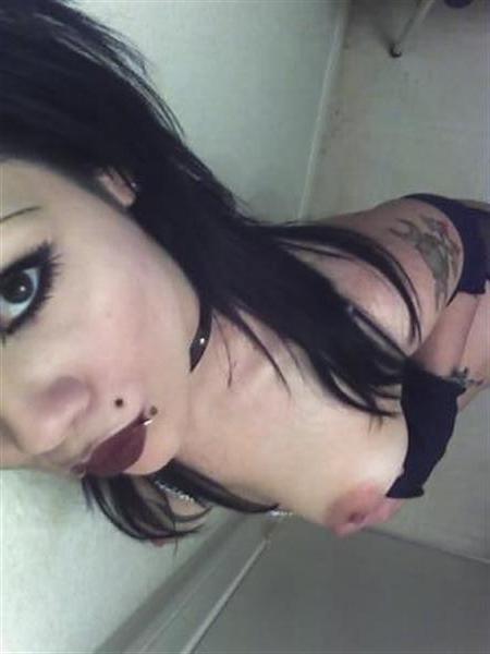 16P Emo teens cute close-up pics