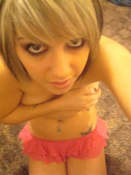 16P Blonde emo babe naked