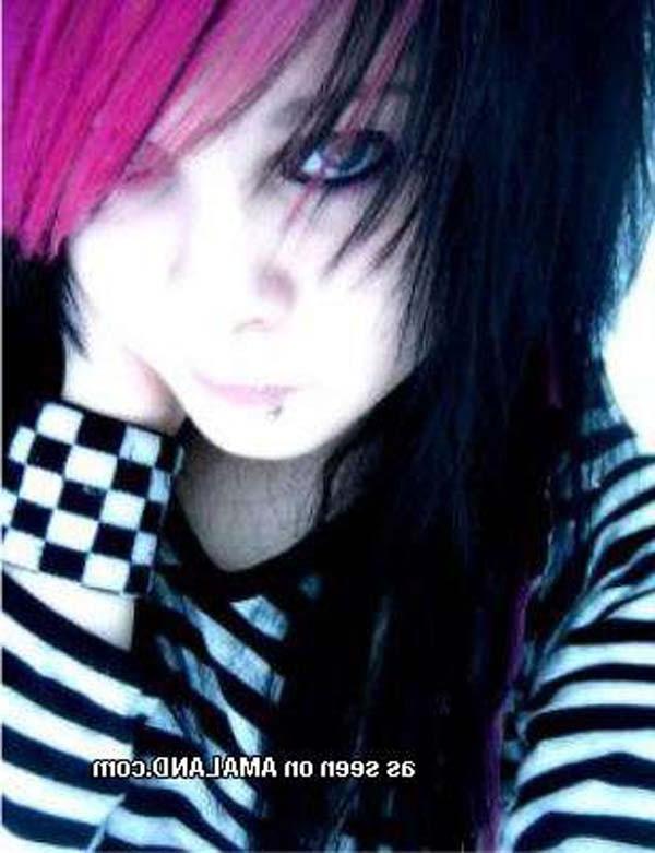 16P Steamy hot and lovely emo babes