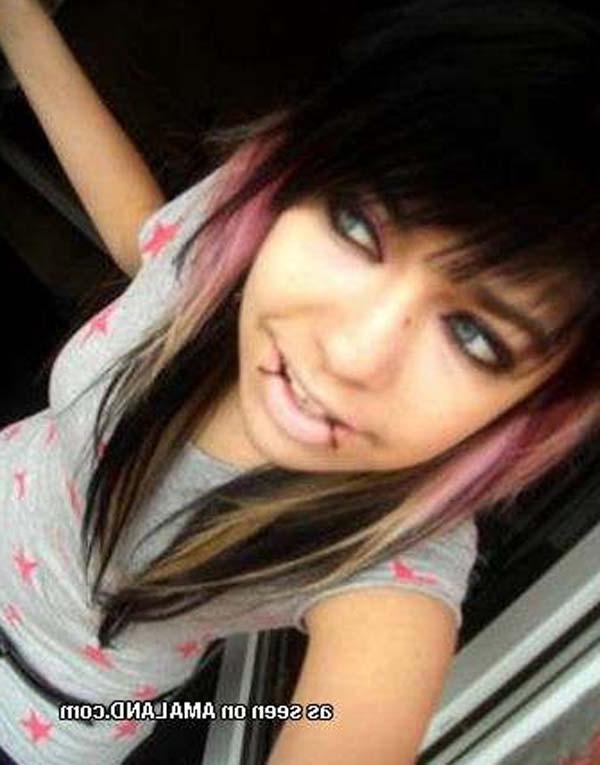 16P Steamy hot and lovely emo babes