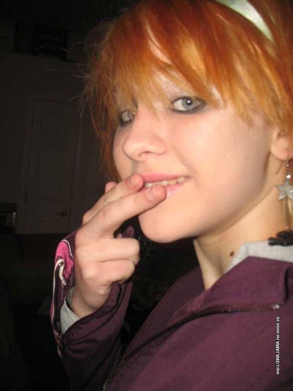 16P Steamy hot and lovely emo babes