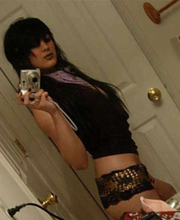 15P Three kinky amateur emo hotties