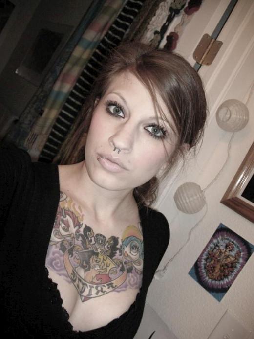 16P Sexy tattooed emo chick
