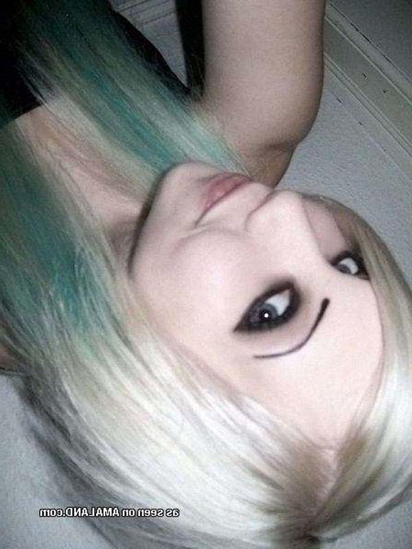 16P Hot amateur blondie emo babe
