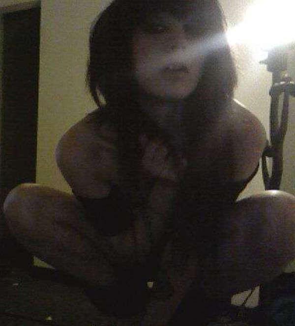 16P Joey being punk and emo