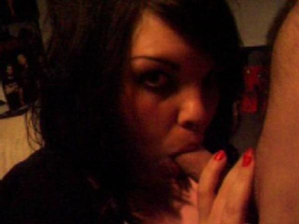 15P Emo sluts sucking cocks
