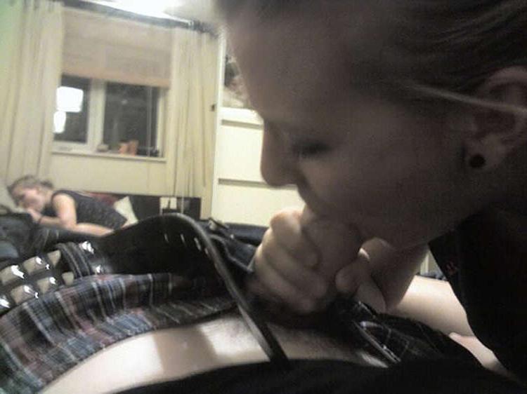 15P Emo sluts sucking cocks