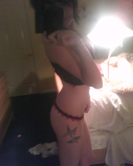 15P Nackte tätowierte Emo-Babes